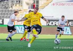 关于集结日阿森纳备战葡超；临场应变细节曝光；态度坚定；阵容厚度经受考验的信息