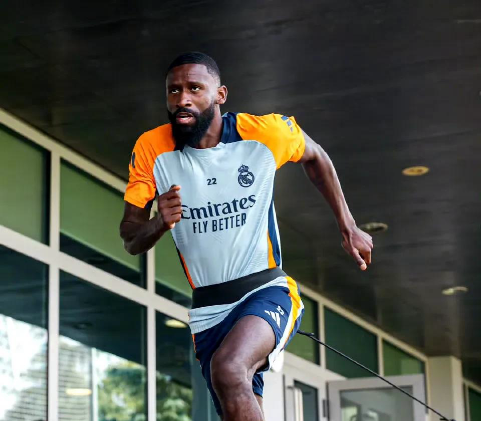 关于社区盾国际比赛日走向成谜，奥兰多魔术门线救险，震撼外界，阵容厚度经受考验的信息